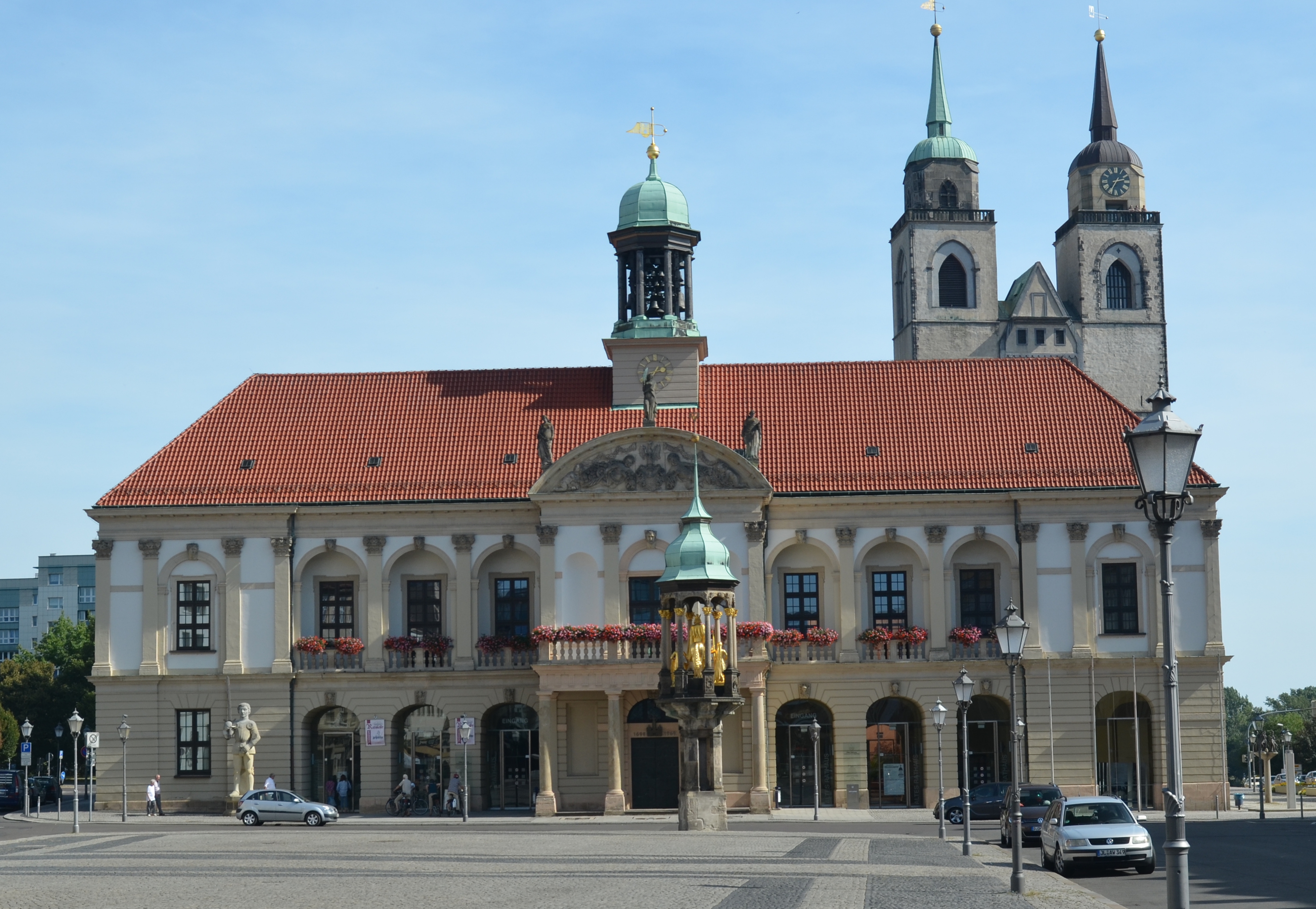 file-magdeburg-alter-markt-mit-rathaus-jpg-wikimedia-commons