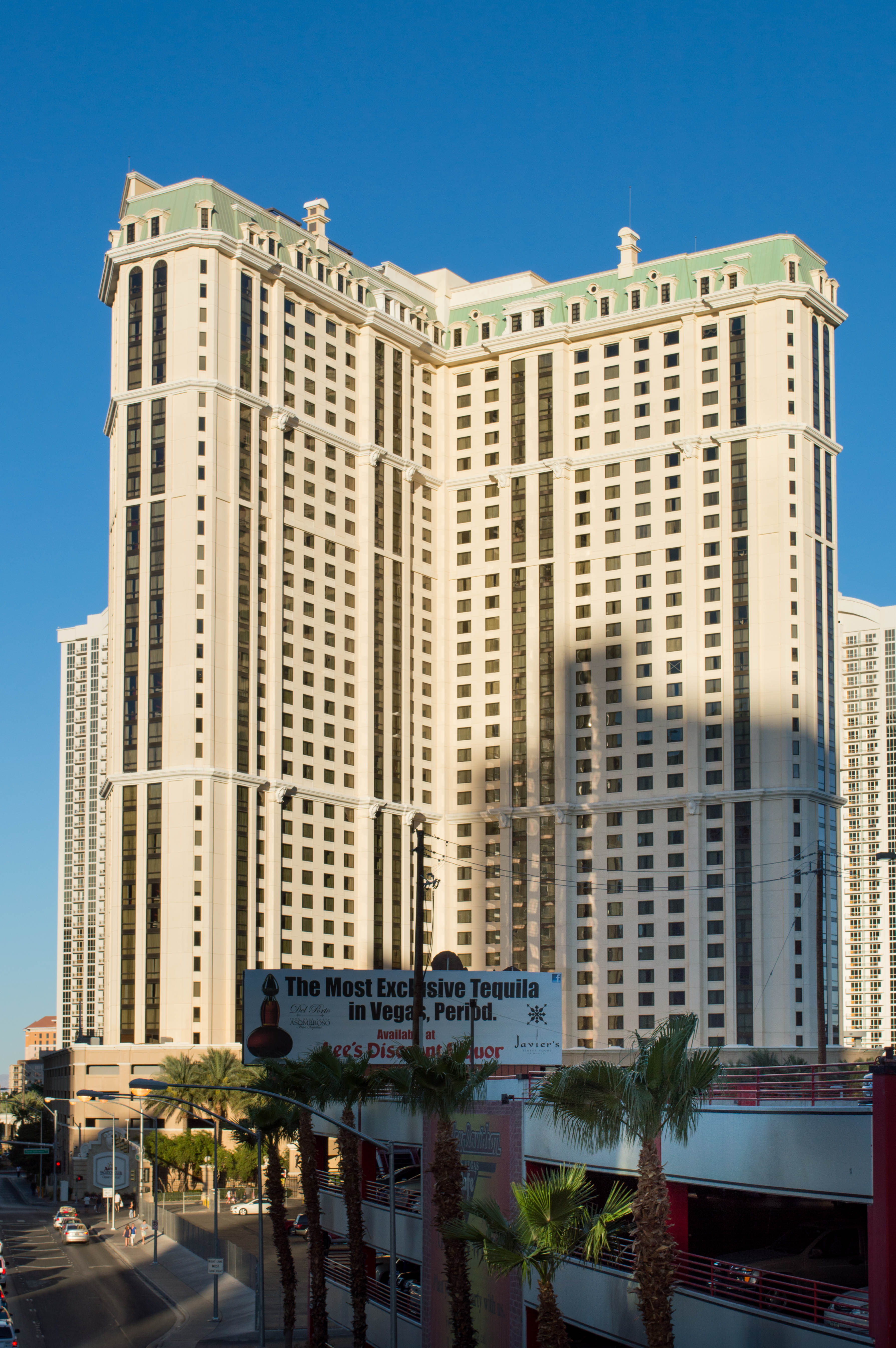 Marriott Grand Chateau 1BD – on the strip