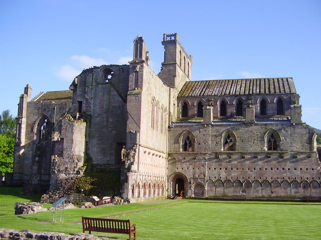 File:Melrose Abbey - geograph.org.uk - 800949.jpg