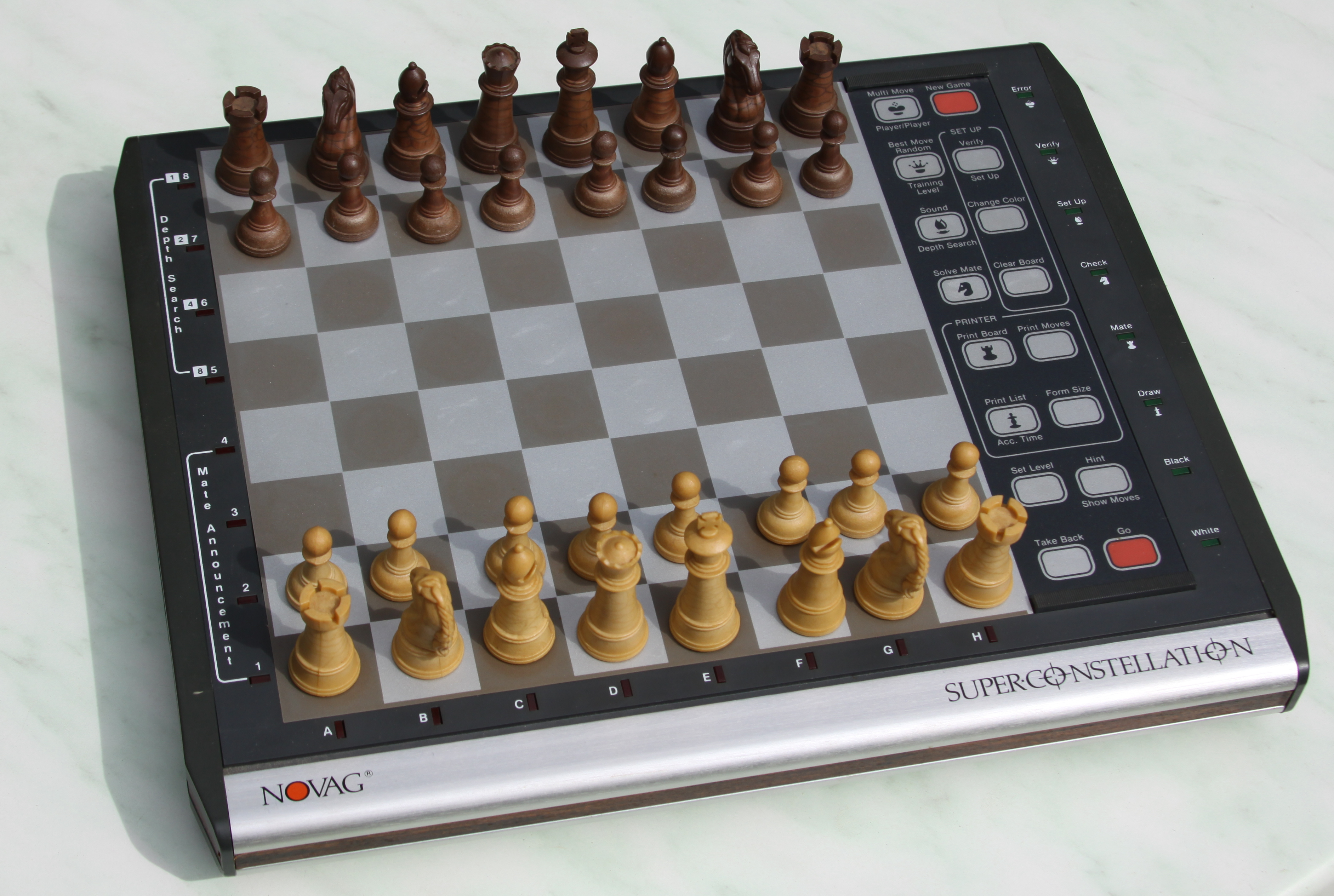 Mephisto Chess Extension: Next Best Move Analysis for Chess Websites