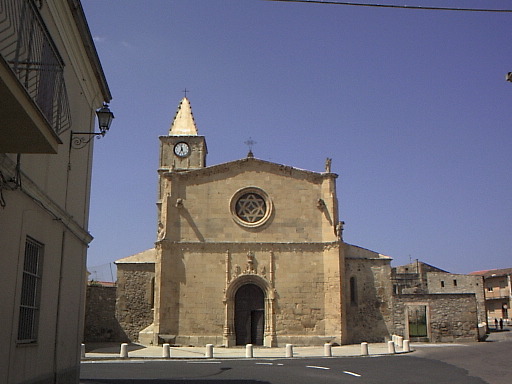 File:Padria Santa Giulia Church.jpg