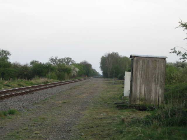 File:Railway line and former railway junction - geograph.org.uk - 409021.jpg
