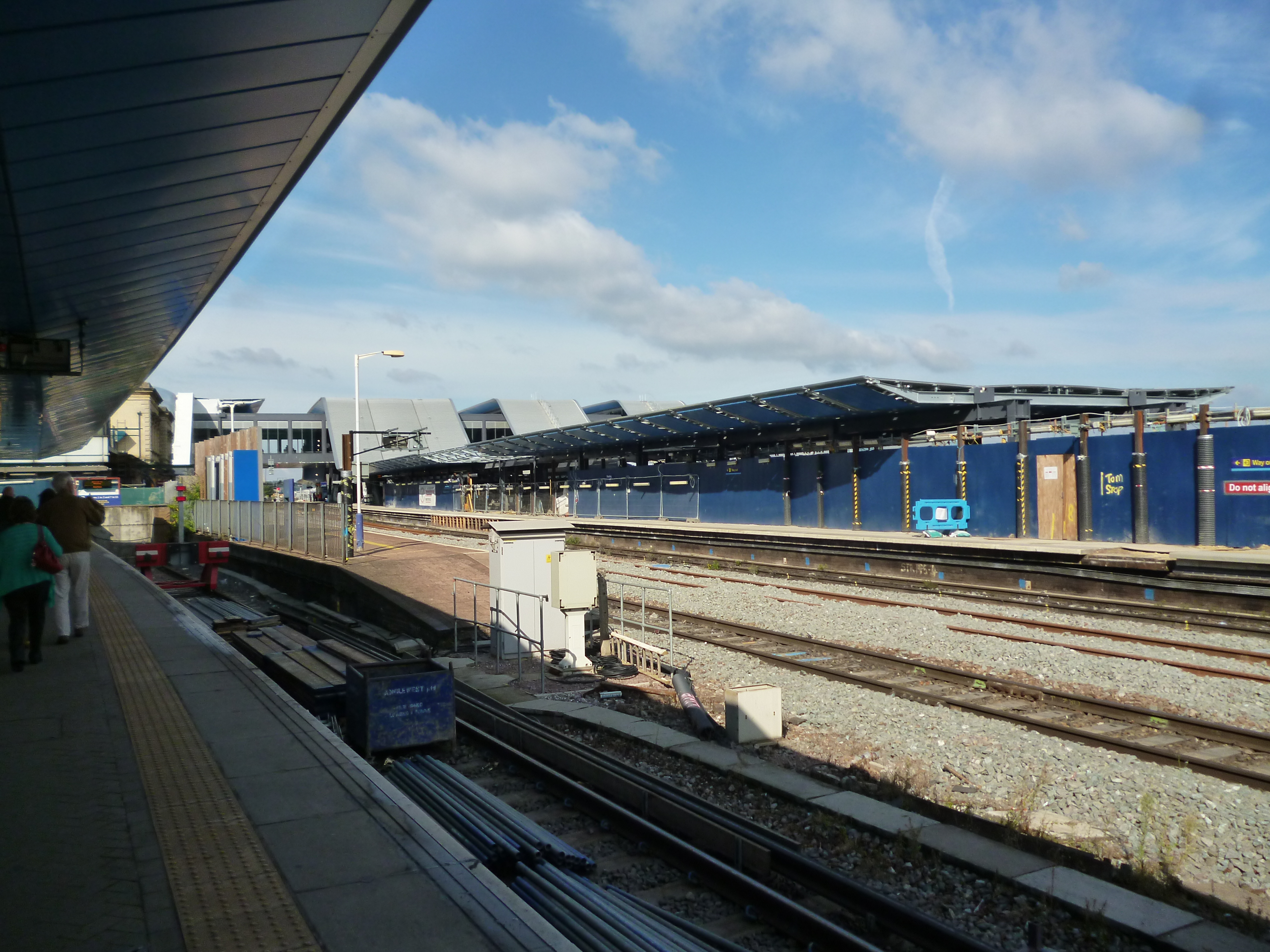 Reading station