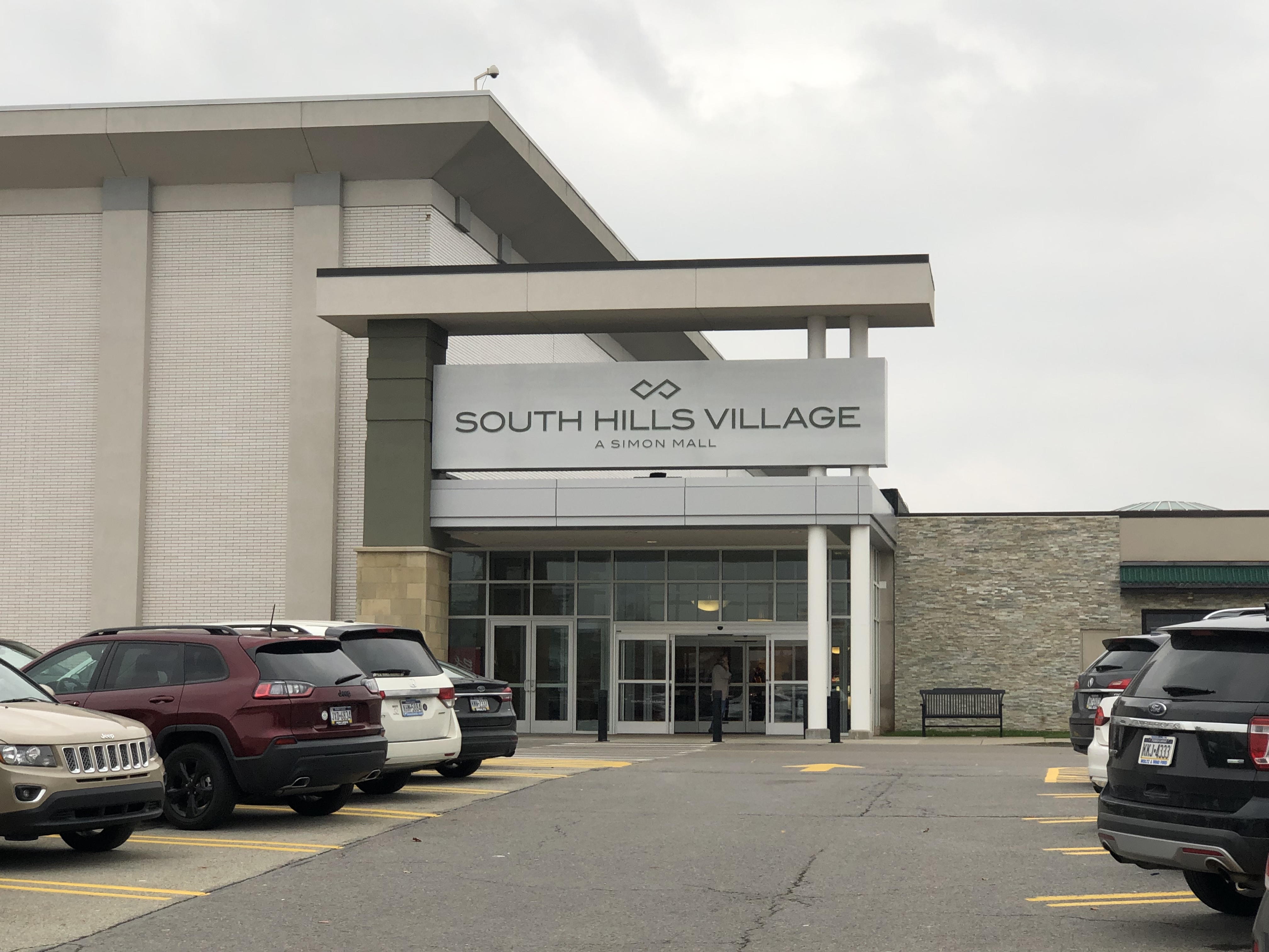 South Hills Village - Wikipedia