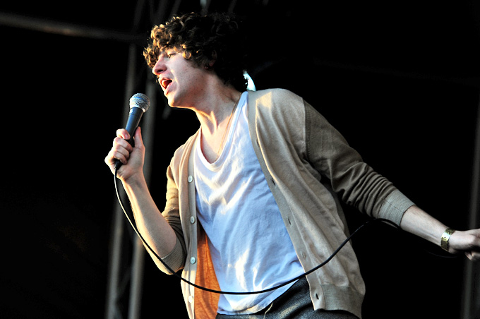 File:The Kooks @ Sir Stewart Bovell Park (8 1 12) (6693052329).jpg