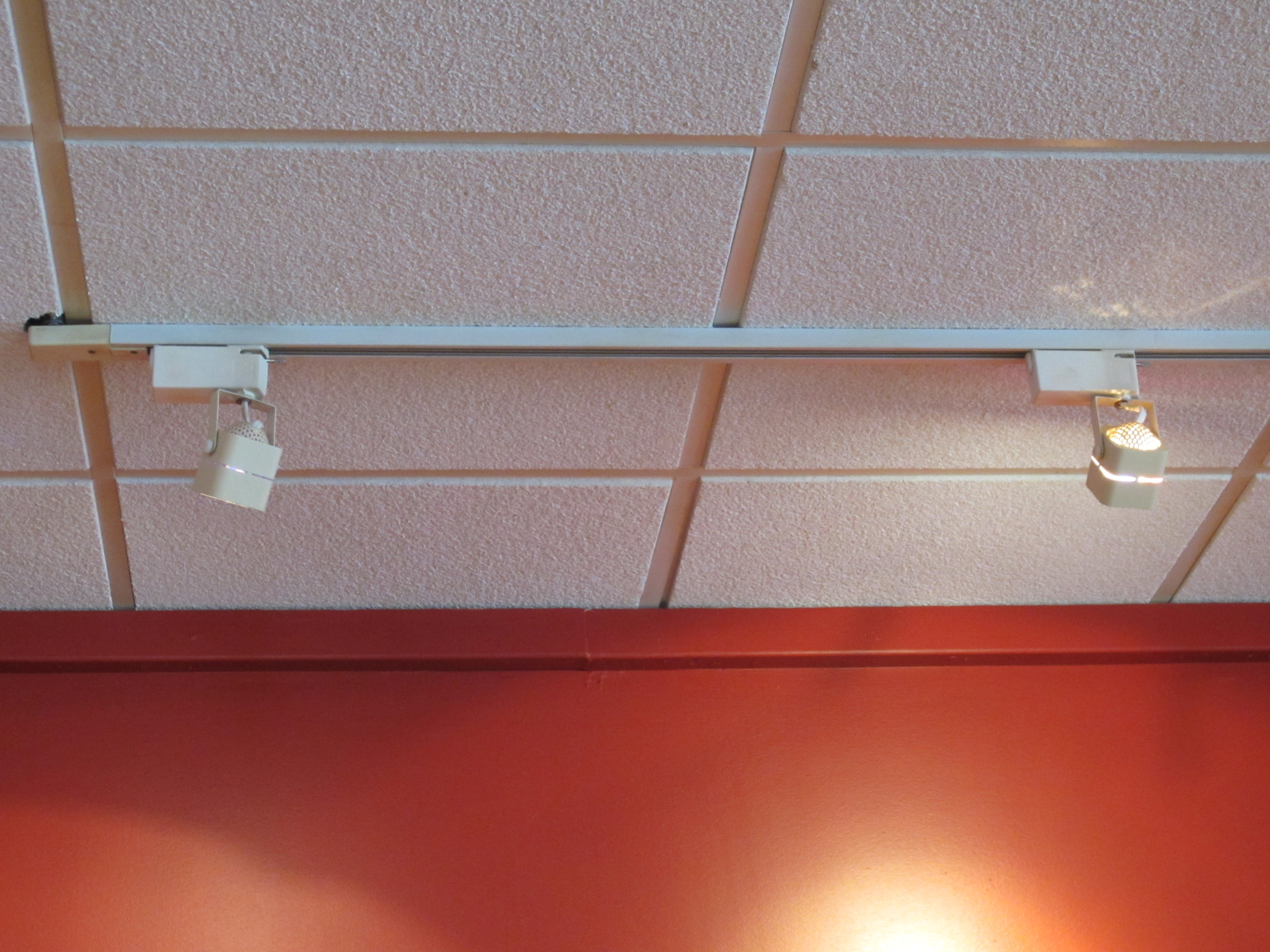 plug in ceiling track lighting