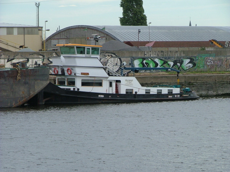 File:Tug 90.jpg