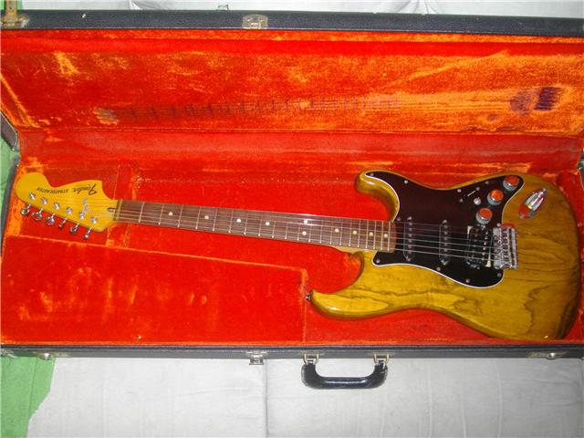 File:1976 Fender Stratocaster with humbucker.jpg