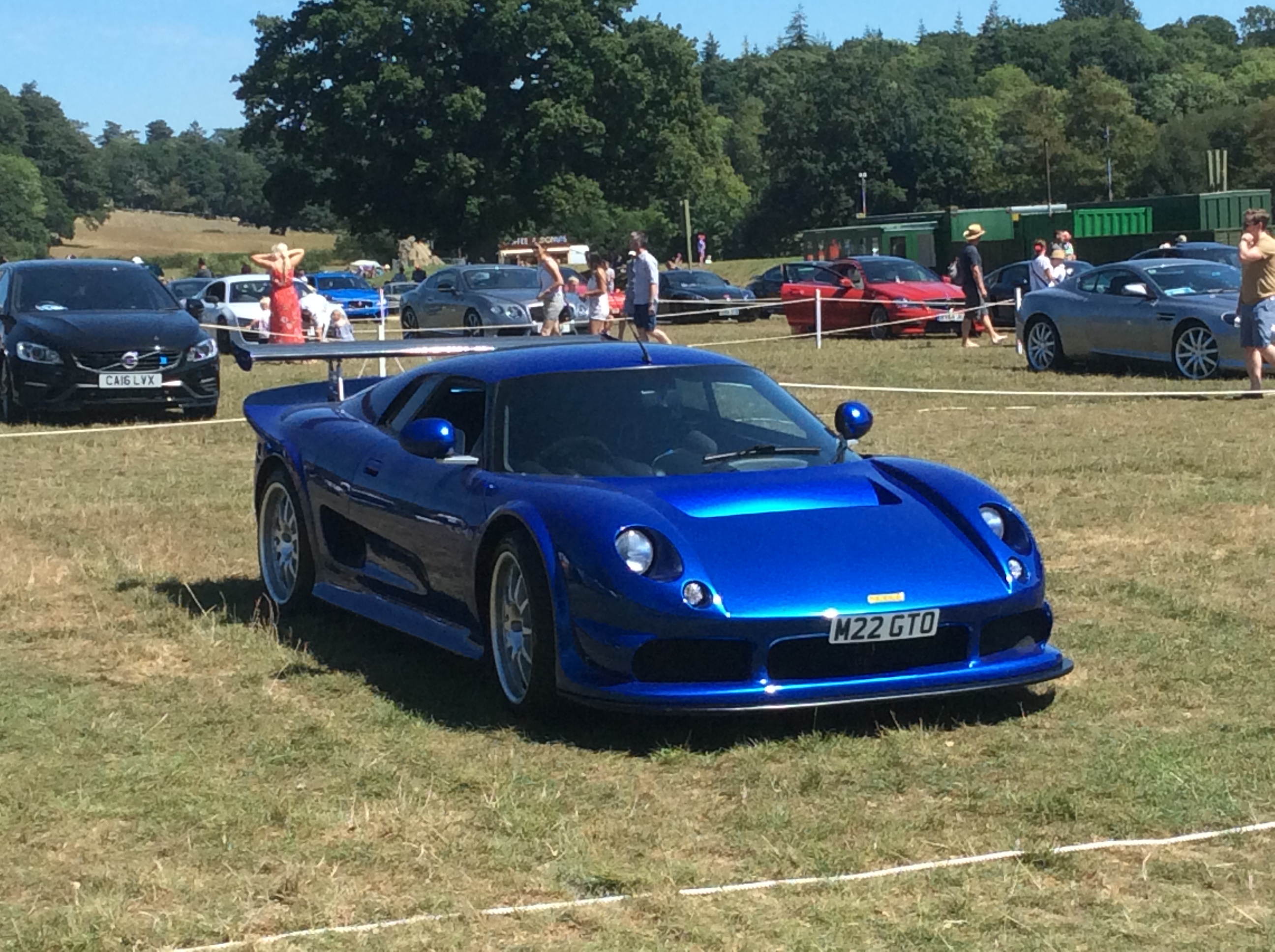 File 02 Noble M12 Gto M22 Gto Jpg Wikimedia Commons