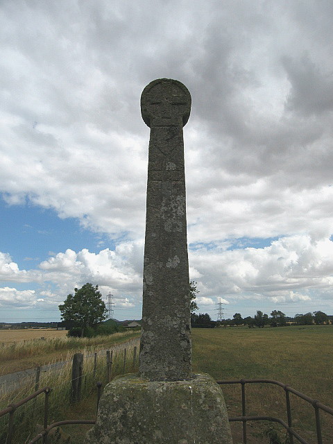 Crosshall cross