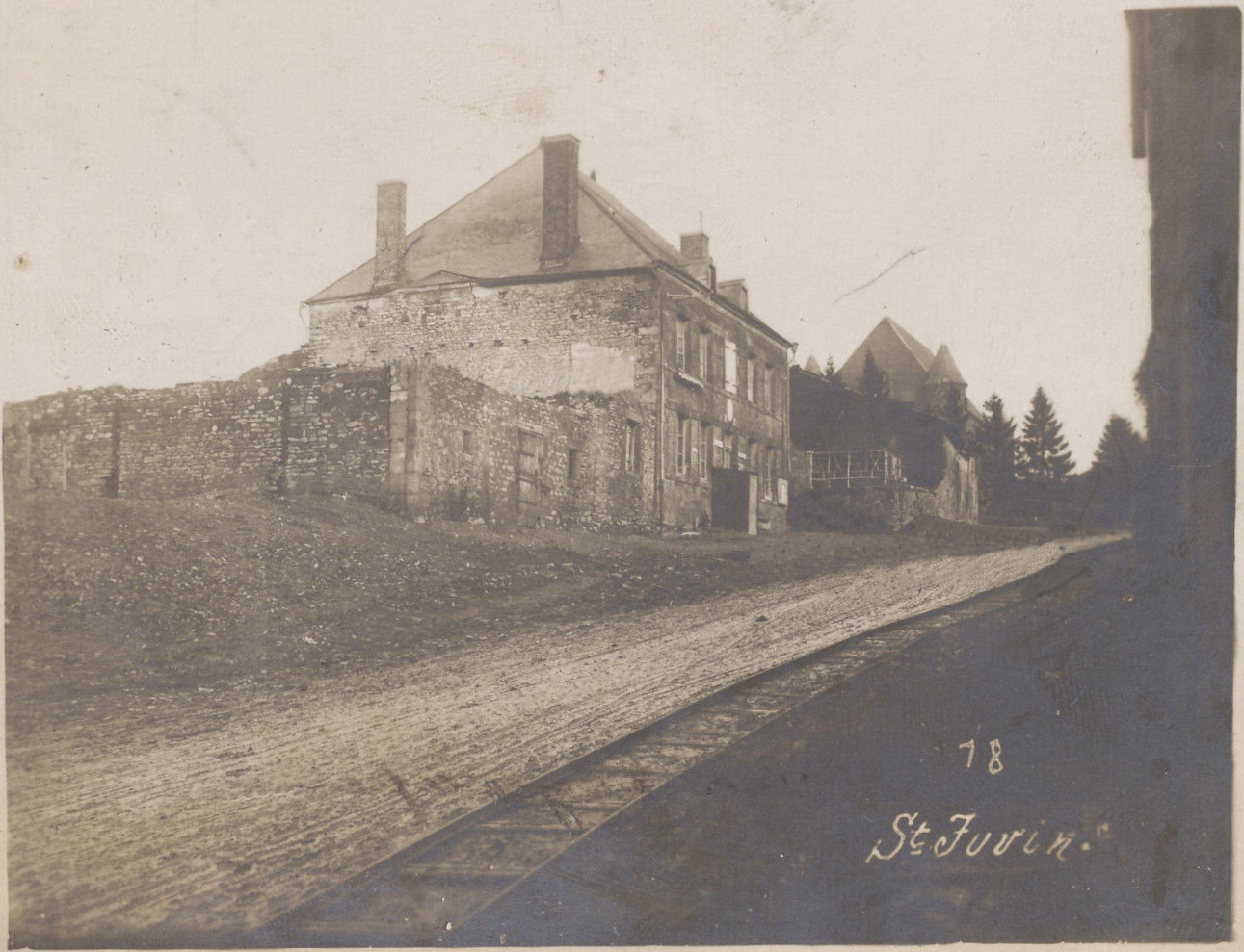 File:Feldbahngleise in Saint-Juvin, Frankreich (Poststempel, 16 ...