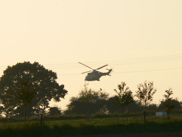 File:Helicopter above Cakewood Farm, Froxfield - geograph.org.uk - 574075.jpg