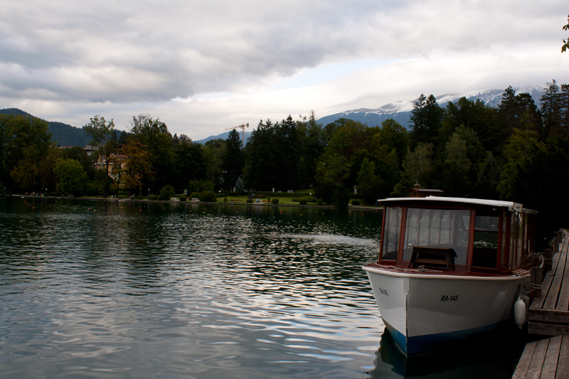 File:Lake-Bled-with-moored-boat (8139604032).jpg