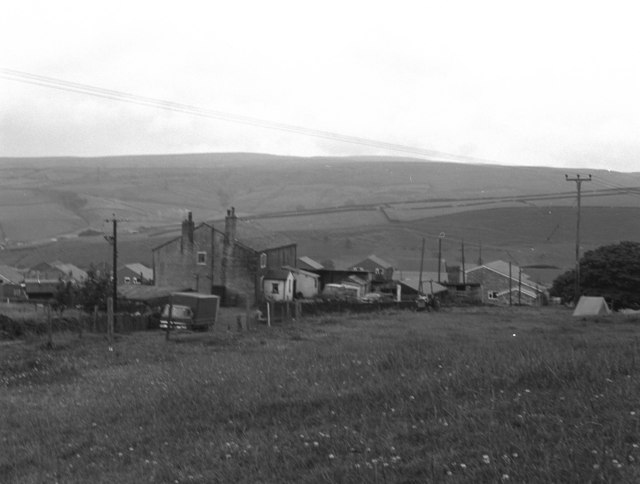 File:Long Acres Farm, Whitworth, Lancashire - geograph.org.uk - 561563.jpg