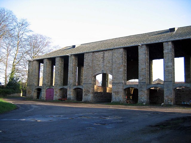 File:Stone Barn adjacent to Croxdale Hall - geograph.org.uk - 311388.jpg