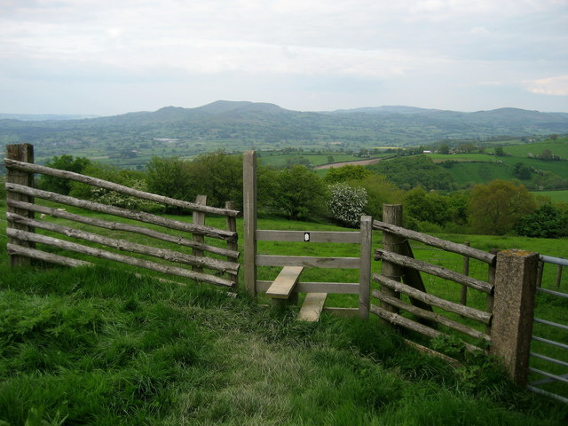 File:View to Corndon - geograph.org.uk - 824683.jpg