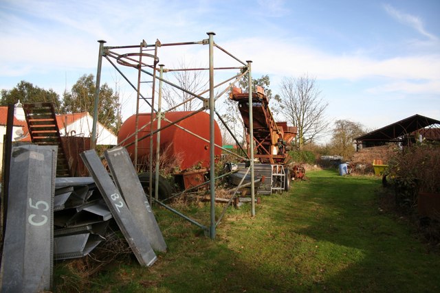 File:Walcott farmyard - geograph.org.uk - 669756.jpg