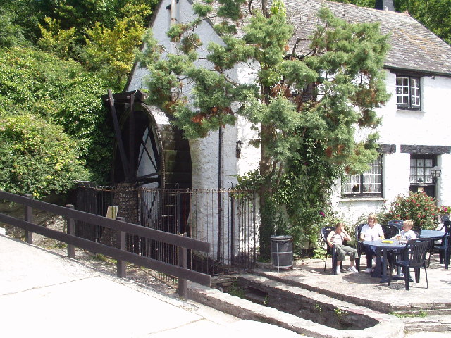 File:Watermill, Polperro - geograph.org.uk - 23341.jpg