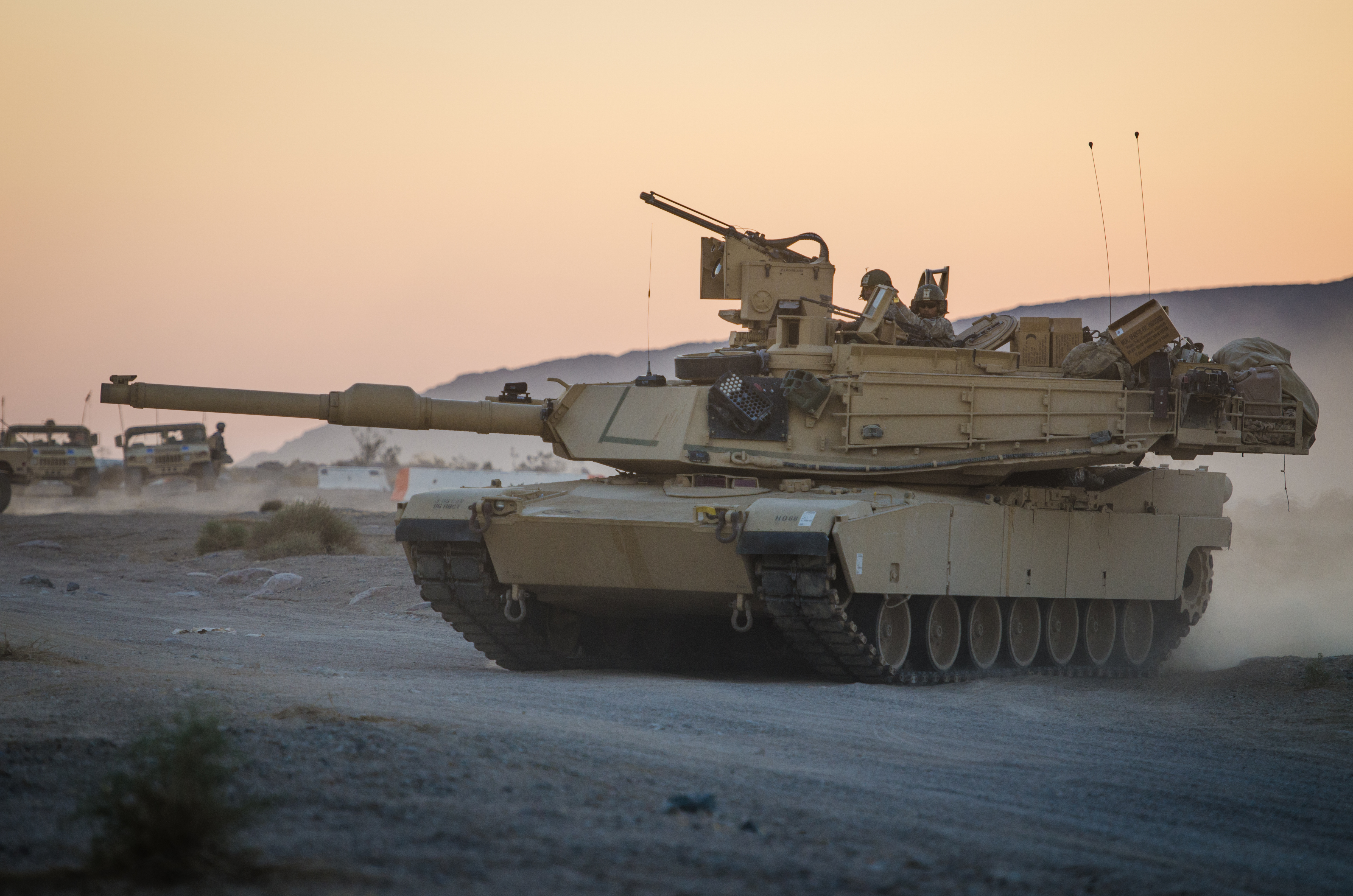 Сколько стоит американский танк абрамс. M1a1 Abrams. Абрамс м1а2. Танк Абрамс м1а1. M1 Abrams 2021.