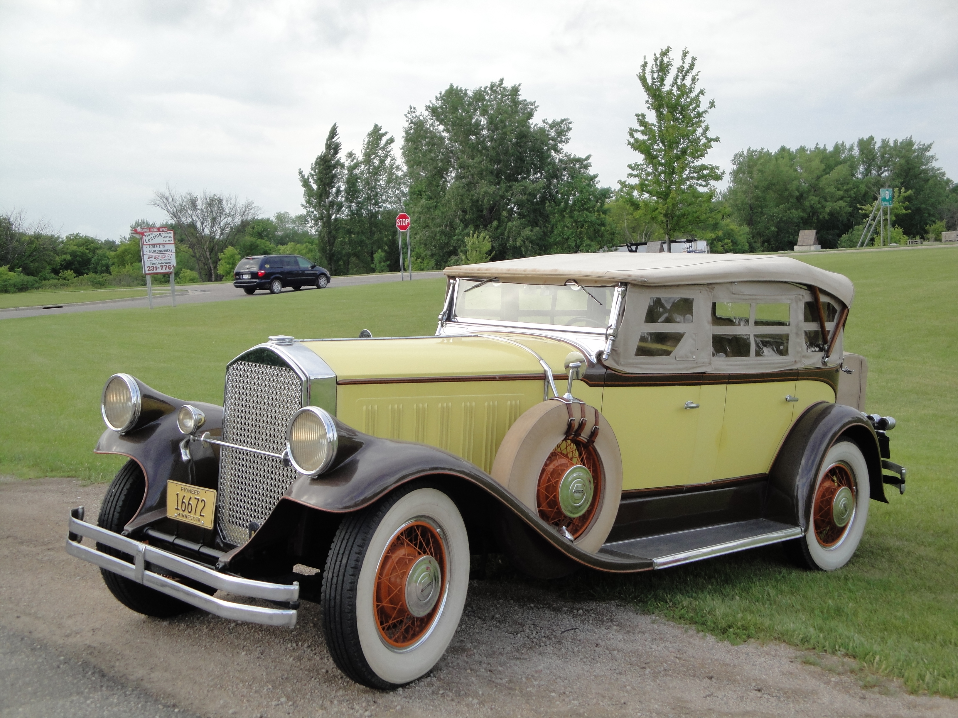 Автомобиль Пирс Эрроу 1925