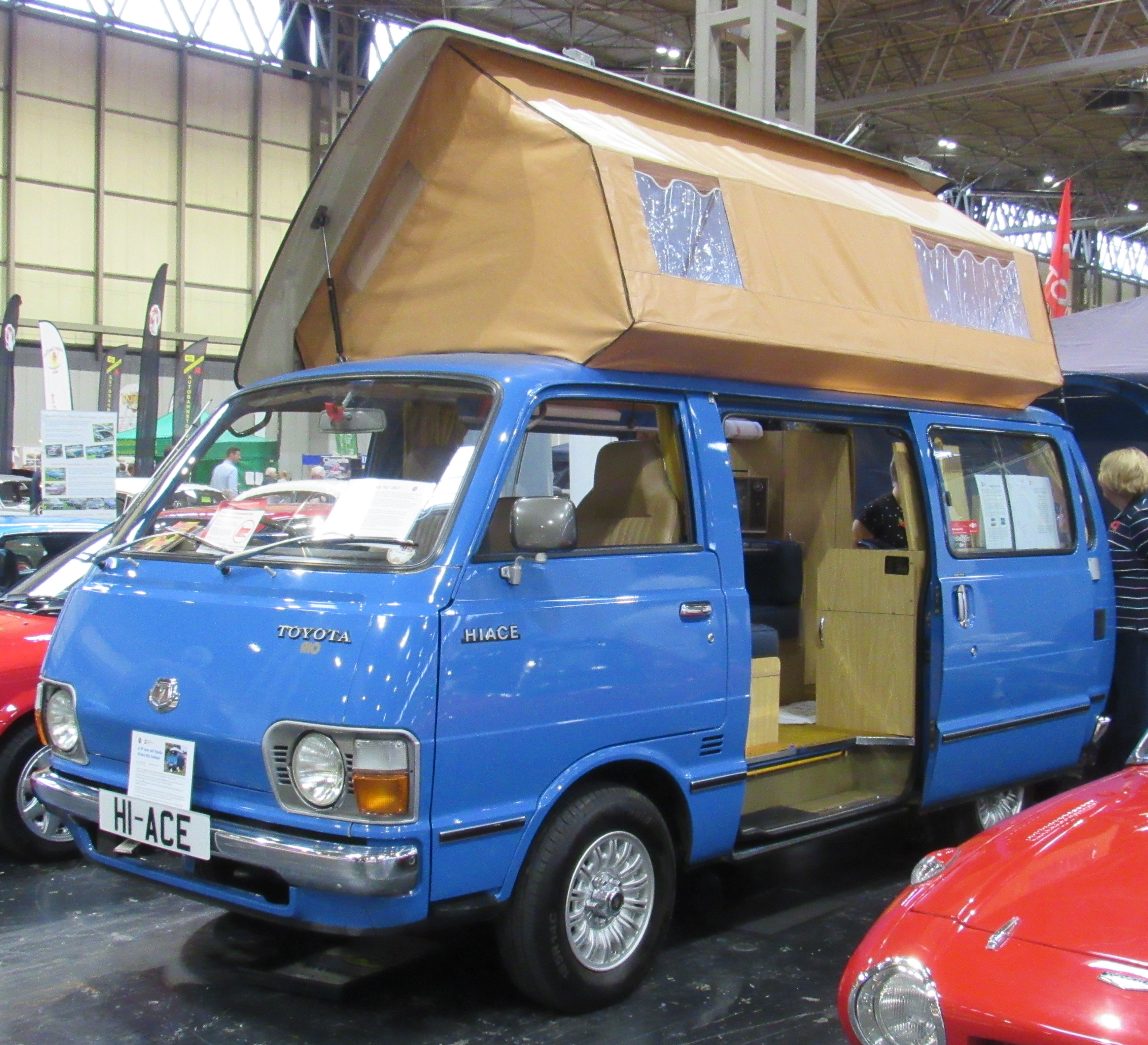 hiace camper