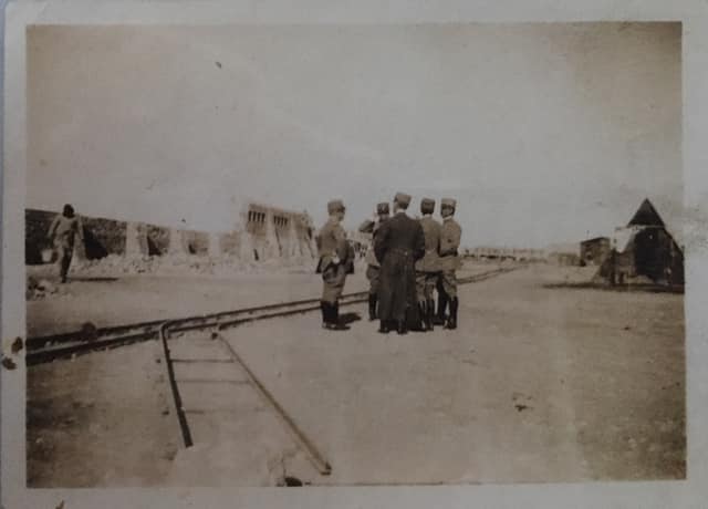 File:600 mm gauge Decauville track in Massawa in February 1885.jpg