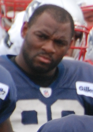 Adalius Thomas in 2009