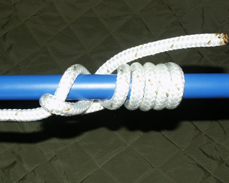 https://upload.wikimedia.org/wikipedia/commons/a/ac/Bobmcgrsailorsgrippinghitch.jpg