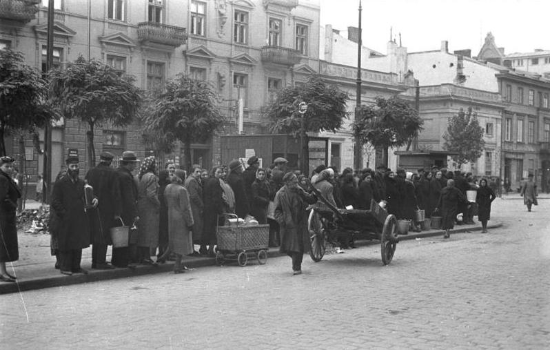 File:Bundesarchiv Bild 101I-001-0285-14A, Warschau, Straßenszene.jpg