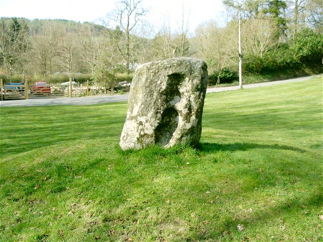 File:Carreg Pumsaint - geograph.org.uk - 396874.jpg