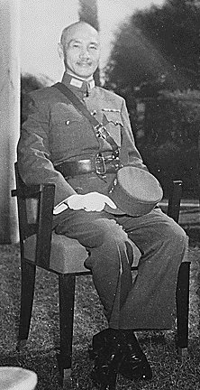 Generalissimo Chiang Kai-shek encircled the Communists in Jiangxi in 1934.