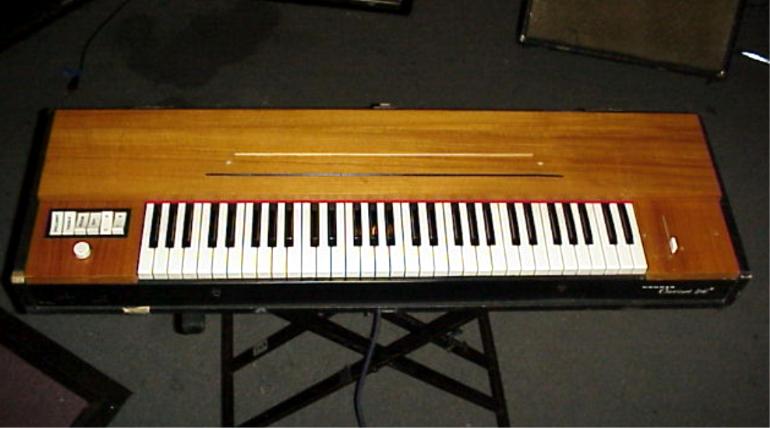 Файл:Clavinet d6.jpg