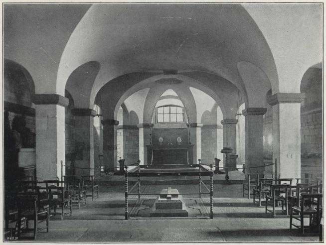 File:Crypt Chapel, St. Paul's Cathedral.jpg