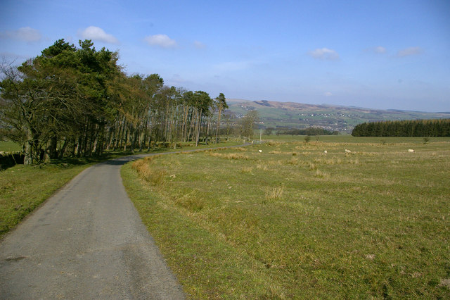 File:Lane near Allensgreen - geograph.org.uk - 405039.jpg