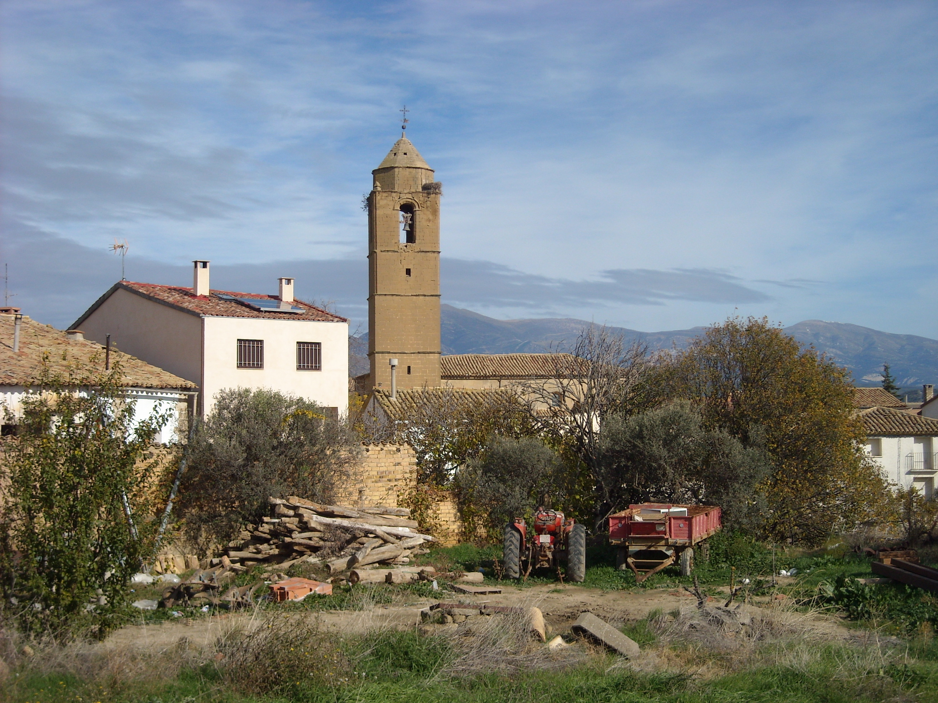 File:Loporzano, Plana de Uesca.jpg - Wikimedia Commons