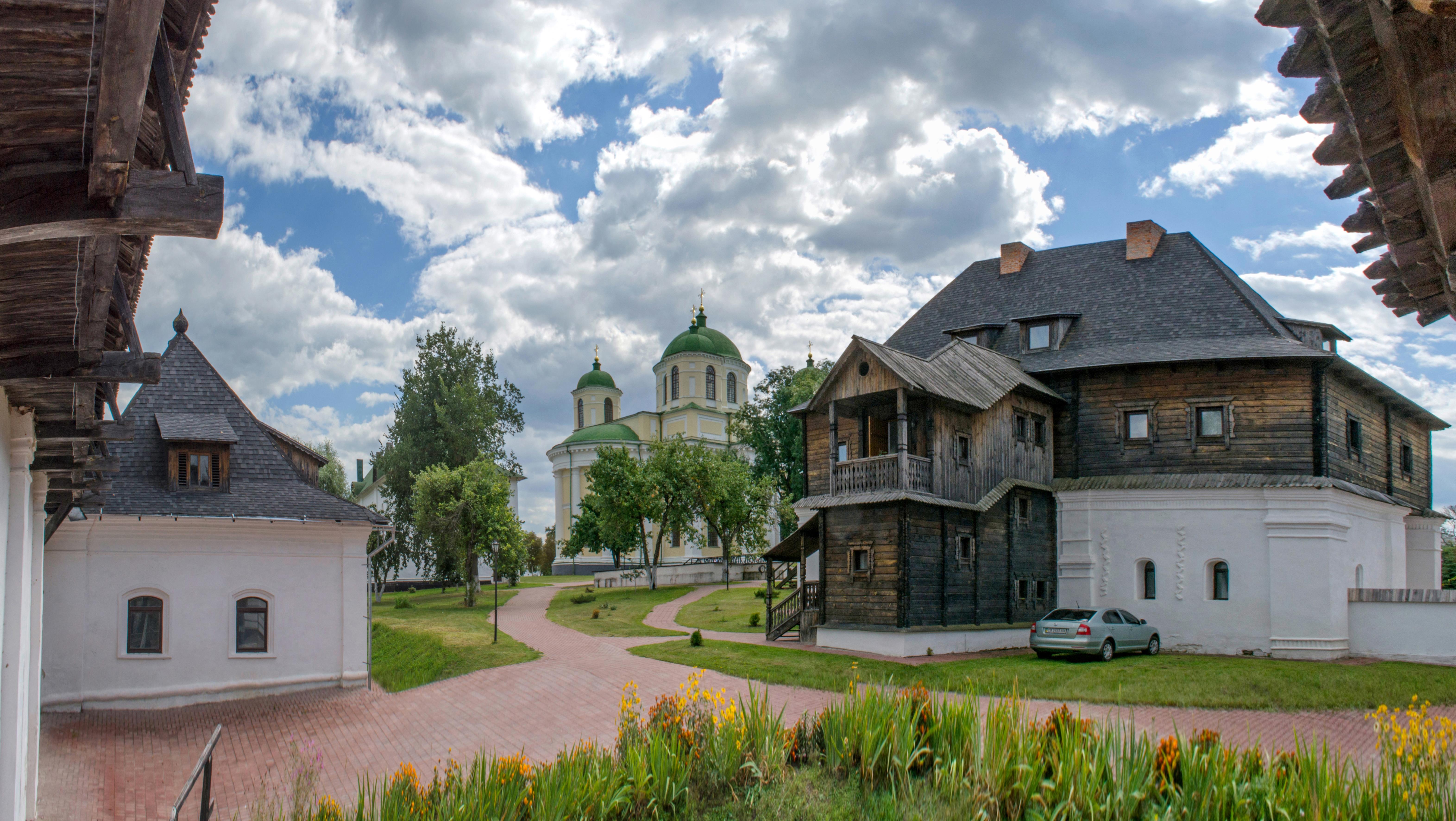 Новгород северский фото