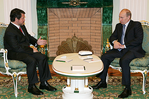 File:Vladimir Putin 11 February 2008-1.jpg