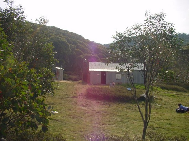 File:Whites river hut 2001.jpg