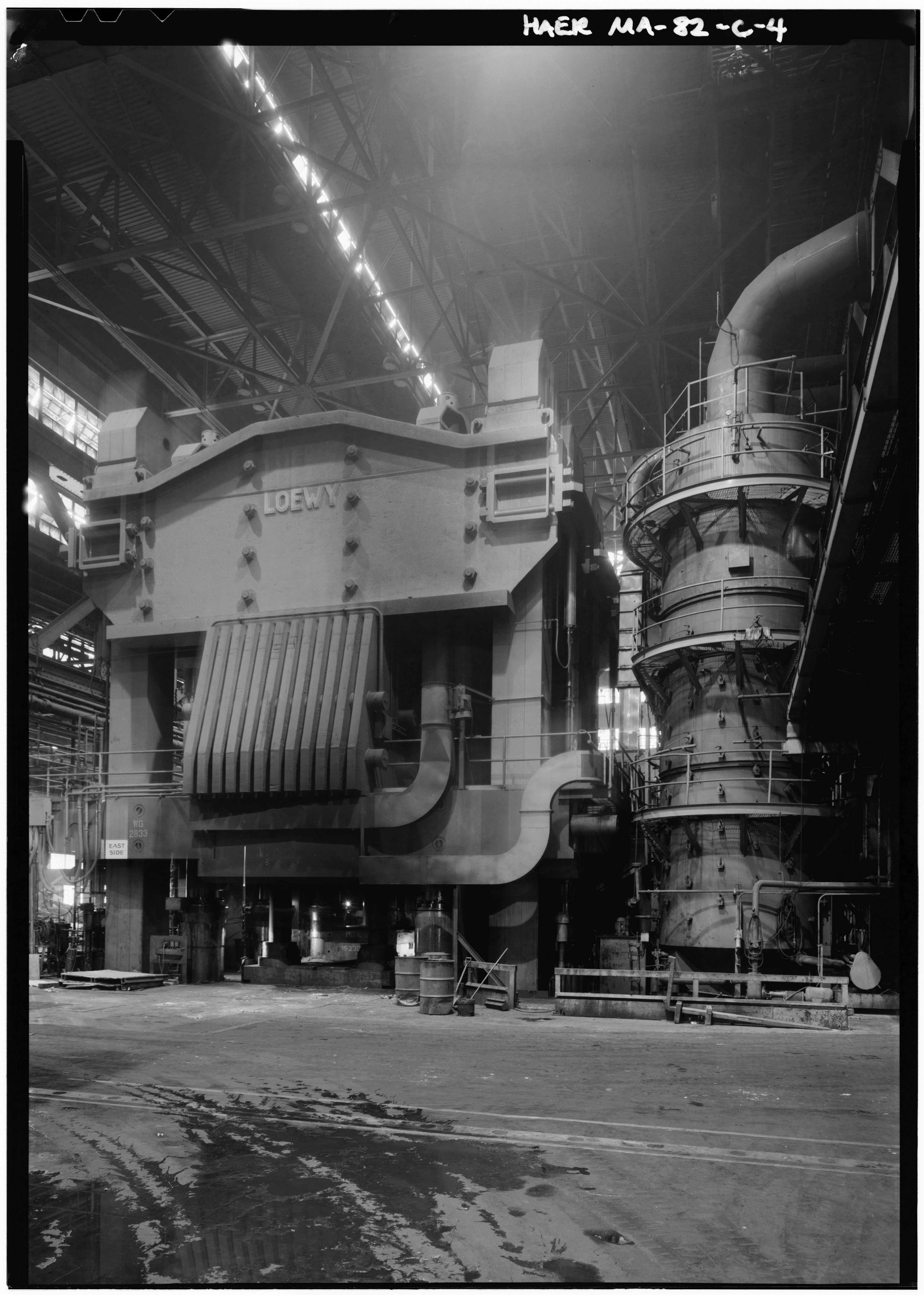 Loewy 50000-Ton Forging Press Wyman-Gordon Plant Grafton MA 1985 view 8x10 photo 