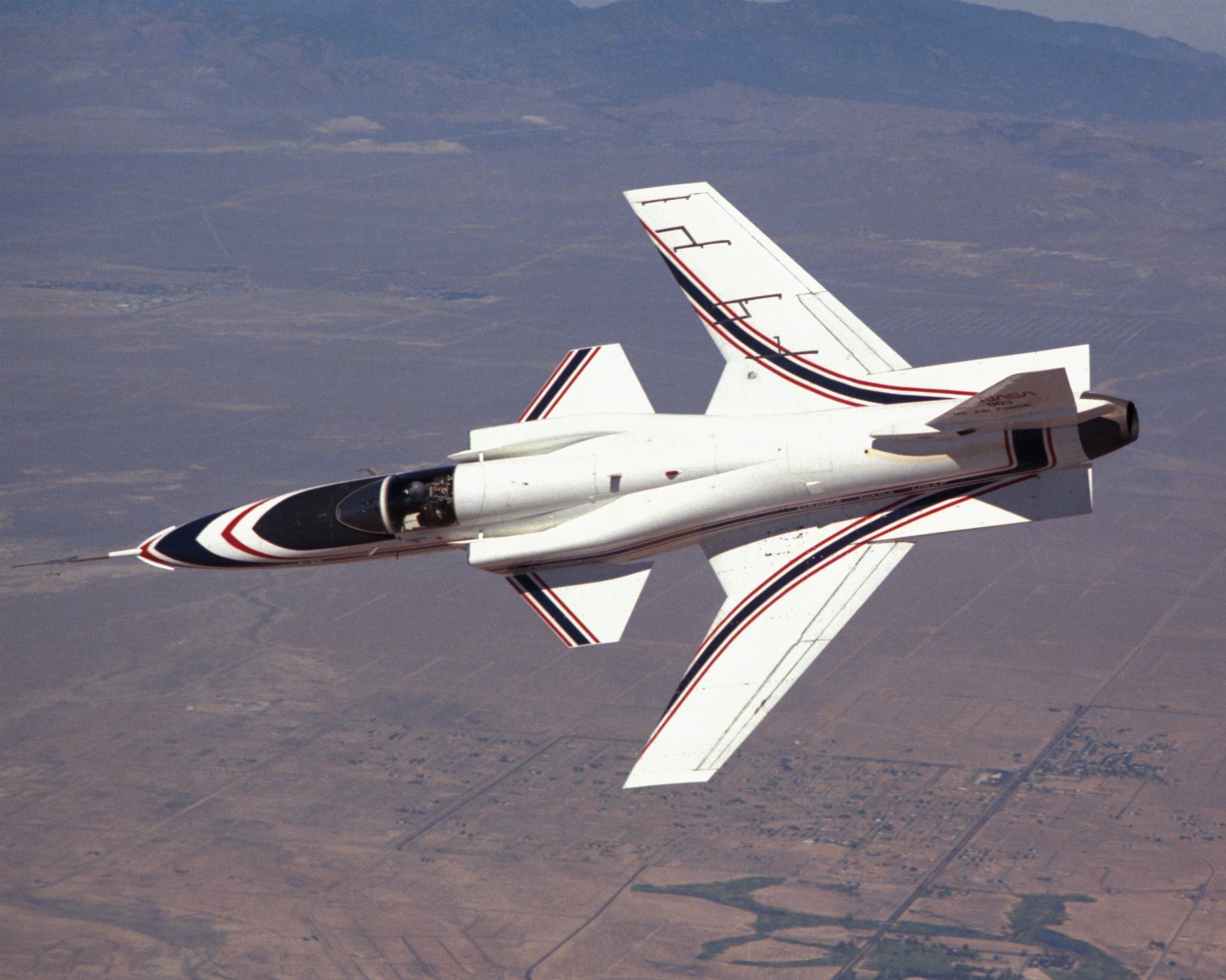 X-29_in_Banked_Flight.jpg