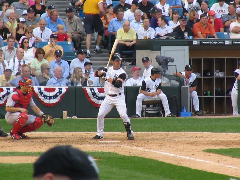 File:Aaron Rowand batting.jpg - Wikimedia Commons