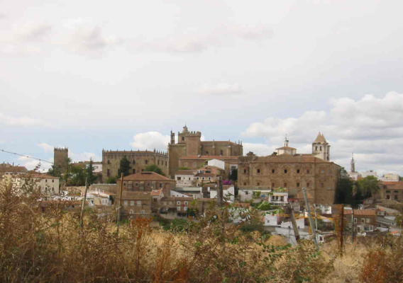 File:Caceres 3 verkl.jpg