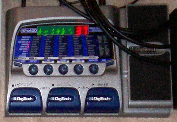 File:DigiTech RPx400 - side of Gibson Guitar Robot V1.jpg