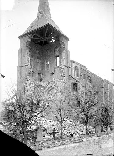 File:Eglise Saint-Lambert - Ensemble sud-ouest - Lavannes - Médiathèque de l'architecture et du patrimoine - APMH00022436.jpg