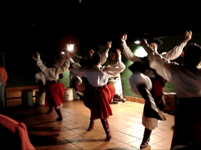 File:Folklore danza zamba (8).jpg