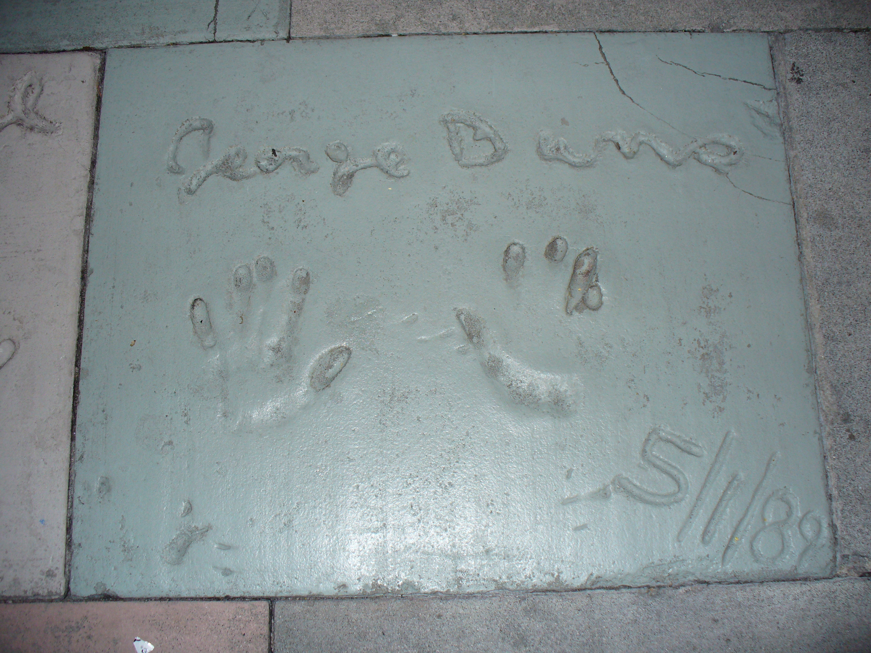 File George Burns Walk Of Fame Handprints And Footprints Jpg Wikipedia
