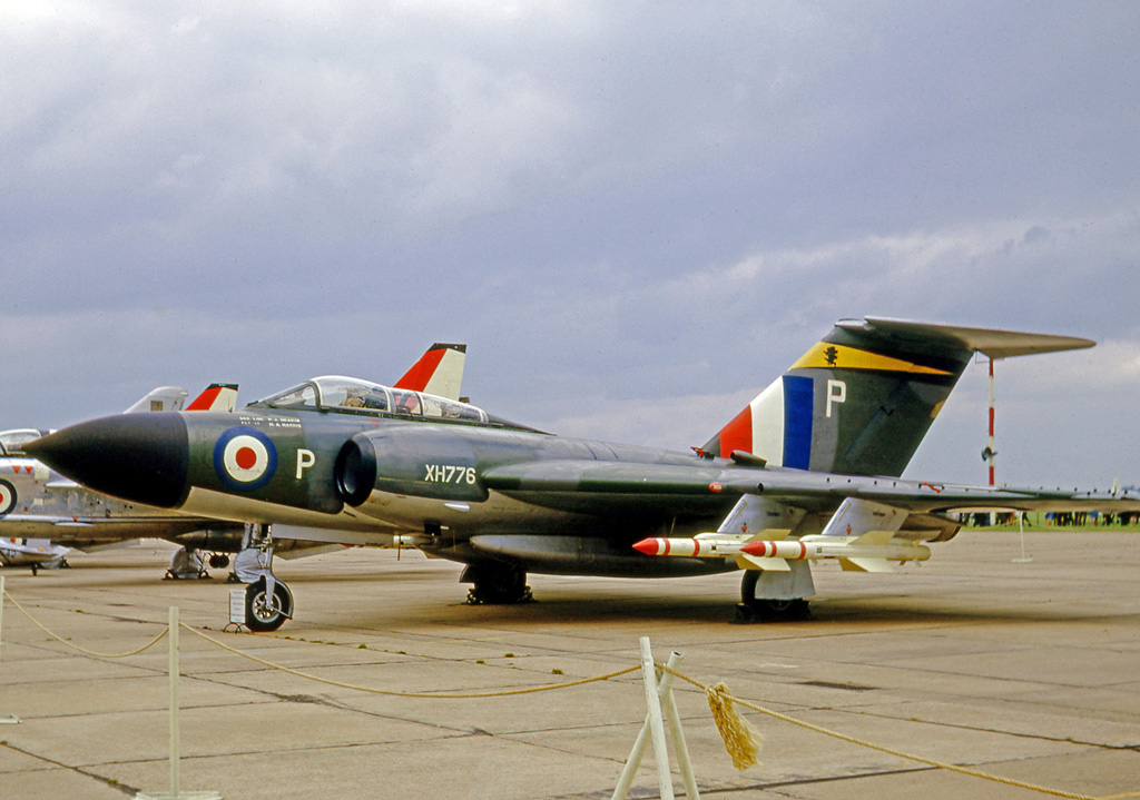 File:Gloster Javelin FAW.9 XH776 P.11 COLT 18.09.65 edited-3.jpg 