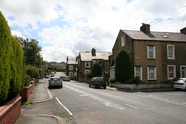 File:Harper Street, Barnoldswick, Yorkshire - geograph.org.uk - 494329.jpg