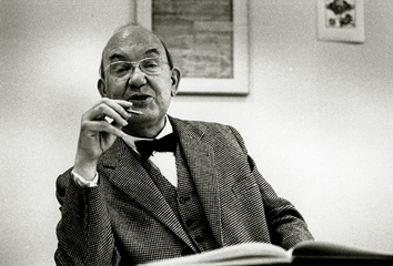 File:Jan Tschichold (1963) by Erling Mandelmann.jpg