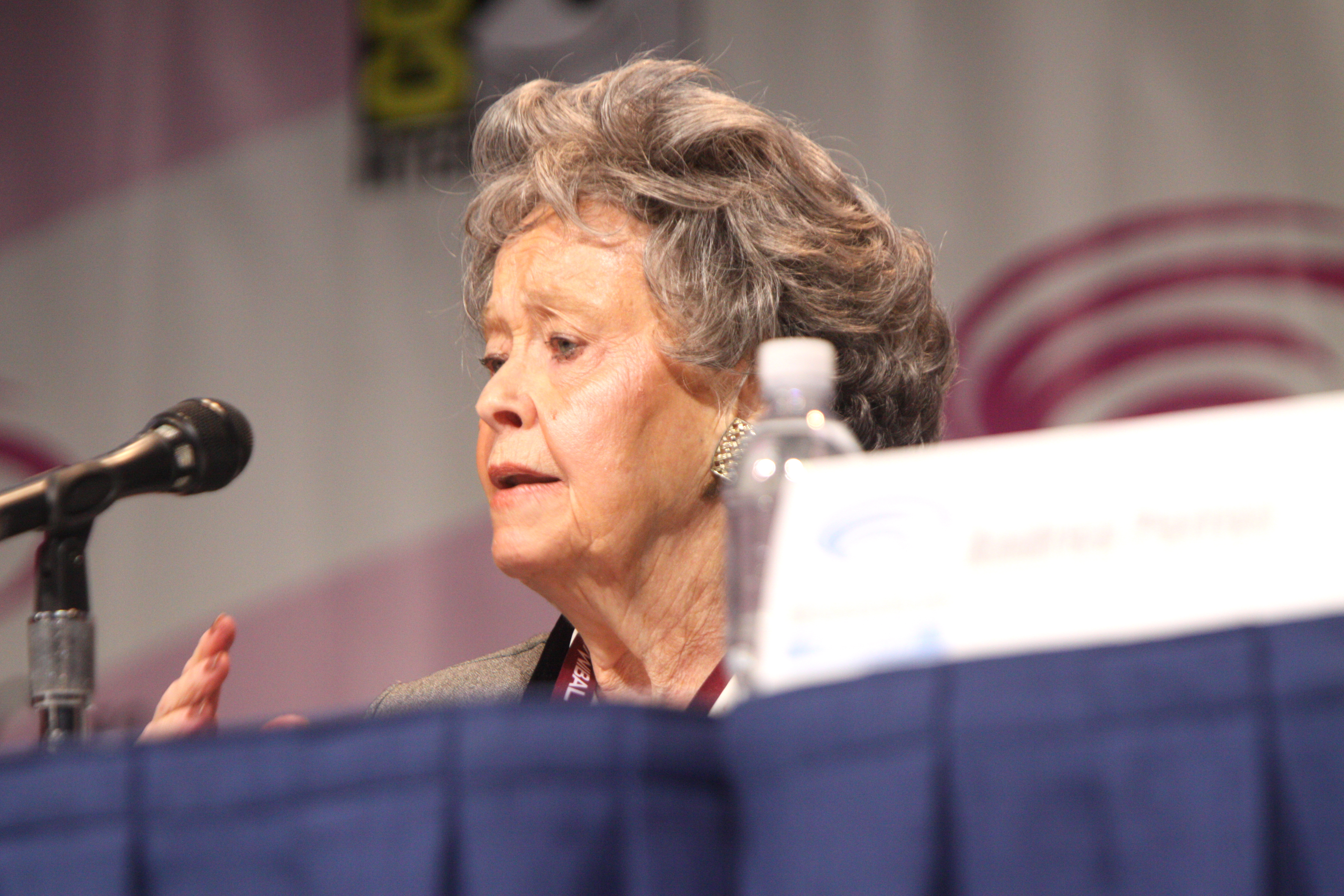 lorraine warren real annabelle